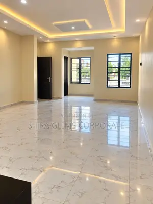 2bdrm Block of Flats in Buene Vista, Lafiaji for sale
