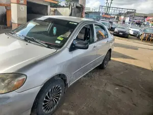 Toyota Corolla 2005 Silver