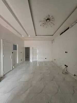 3bdrm Townhouse/Terrace in Van Daniel Estate, Chevron for sale