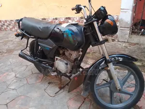 TVS HLX 125 2021 Black