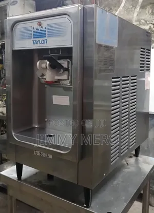 Taylor Model 152 Soft Serve Ice Cream Machine