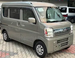 Suzuki Every 2012 Brown