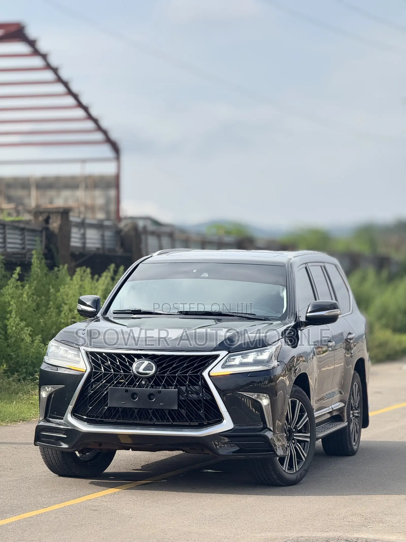 Lexus LX 2018 Black