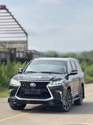 Lexus LX 2018 Black