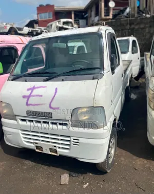 Daihatsu Hijet 2005 White
