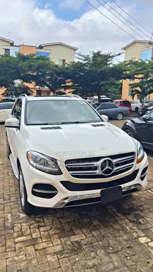 Mercedes-Benz GLE-Class 2016 White