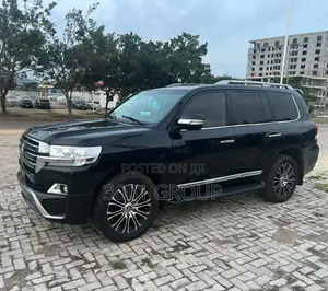 Toyota Land Cruiser 2018 Black