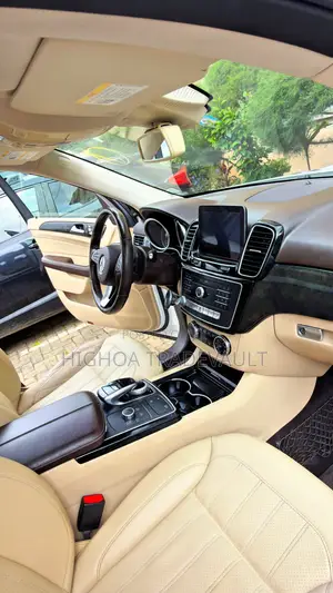 Mercedes-Benz GLE-Class 2016 White