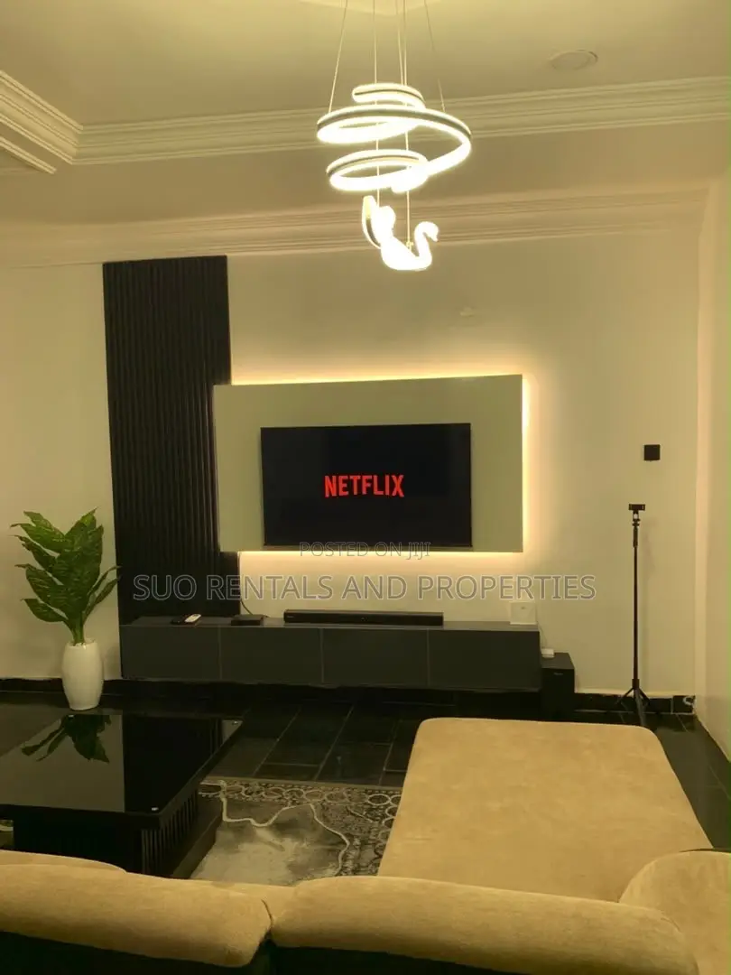 Girls Shared Apartment