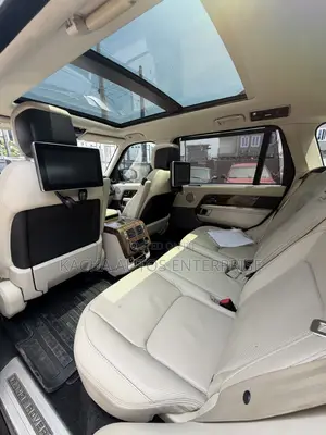 Land Rover Range Rover Vogue 2018 Black