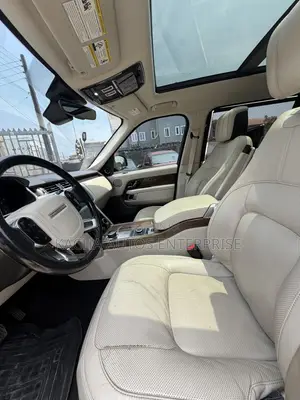 Land Rover Range Rover Vogue 2018 Black