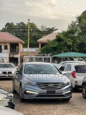 Hyundai Sonata Sport Sedan FWD (2.4L 4cyl 6A) 2016 Gray
