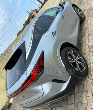 Lexus RX 2025 Silver