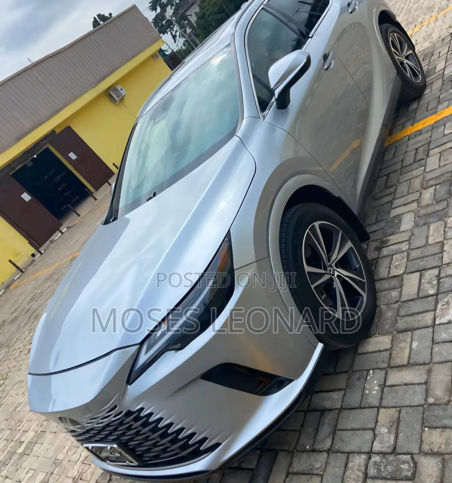 Lexus RX 2025 Silver