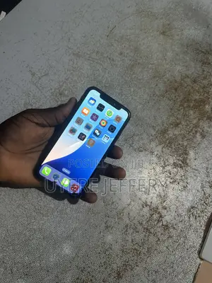 Apple iPhone 11 64 GB Black