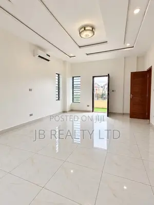 1bdrm Apartment in Ikota Villa, Lekki for rent