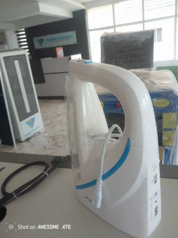 Kami Rechargeable Emergency Light for Living Room