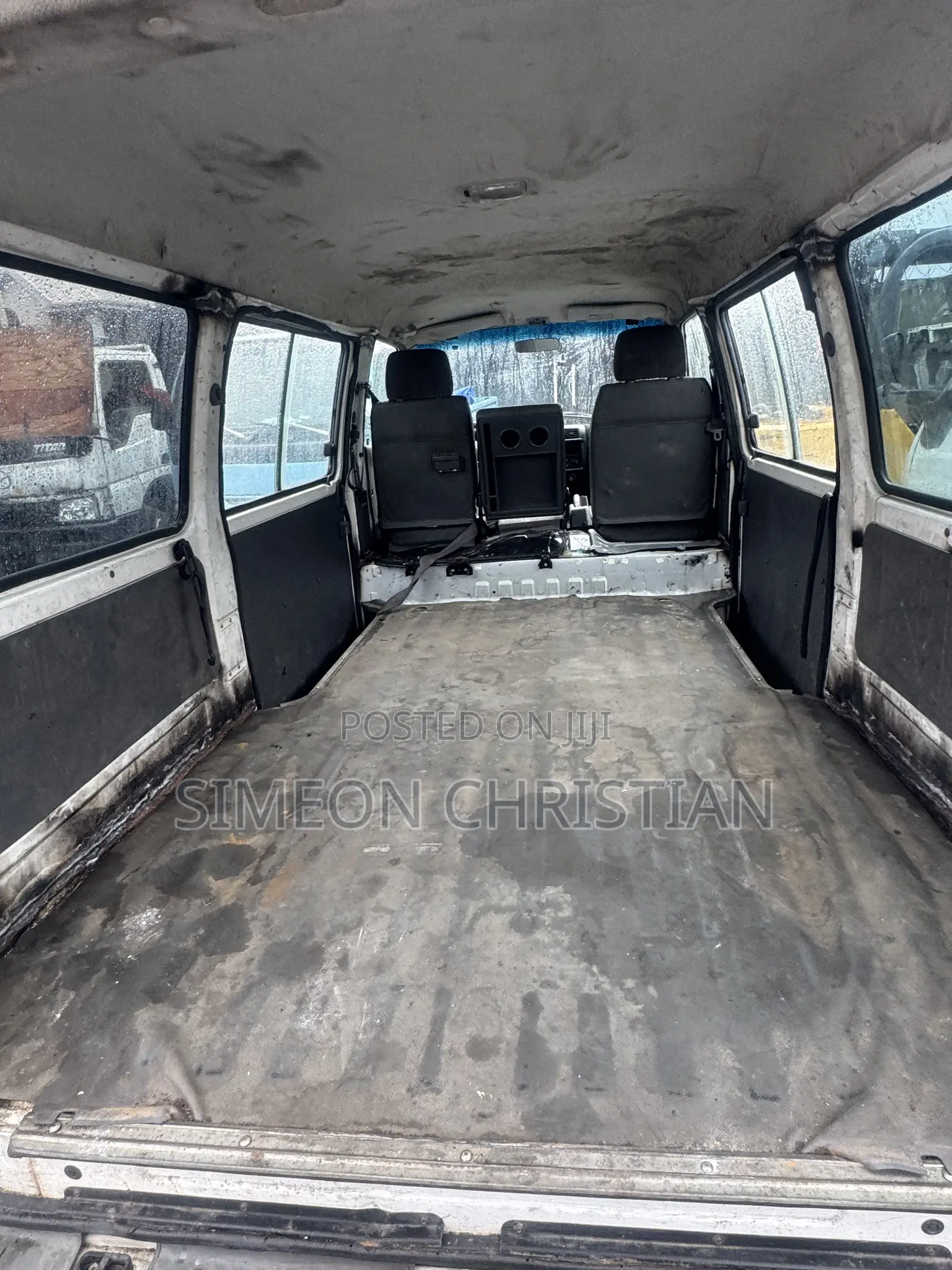 Mazda Bongo 2005 White