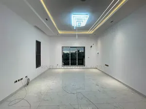 3bdrm Block of Flats in Gra for rent