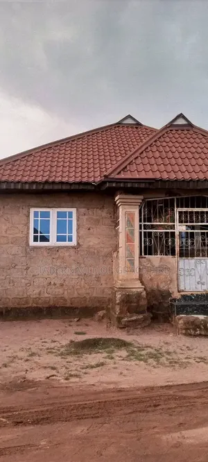 3bdrm House in Odionweri Egbo, Benin City for sale
