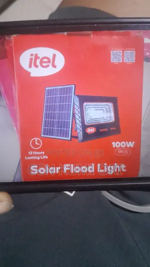 Itel Flood Light 100w. With Solar Panel