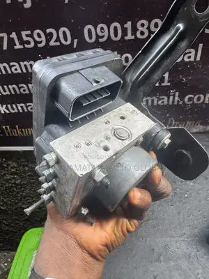 Toyota Corolla 2014 Original ABS Module Brake Pump