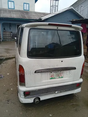 Toyota HiAce 2013 White