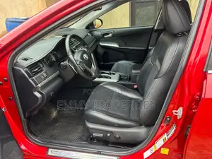 Toyota Camry SE 4dr Sedan (3.5L 6cyl 6A) 2014 Red