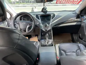 Hyundai Grandeur 2.2 CRDi 2011 Silver