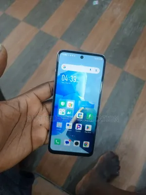 Infinix Hot 30 Play 128 GB White