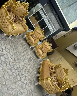 Complete 7 Setars of Nice Modern Royal Chairs