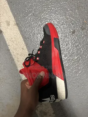 Adidas Crazy Light Boost