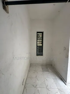 1bdrm Shared Apartment in Occen Harbor, Lekki Phase 2 for rent