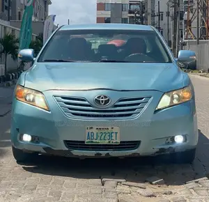 Toyota Camry LE 4dr Sedan (2.4L 4cyl 5A) 2009 Blue