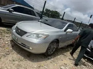 Lexus ES 350 2009 Silver