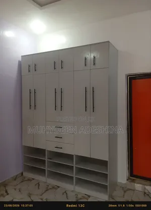 6ft by 7ft Wardrobe
