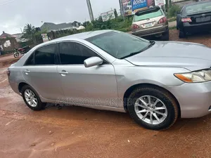 Toyota Camry LE 4dr Sedan (2.4L 4cyl 5A) 2009 Silver