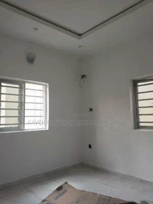 2bdrm Apartment in Sparklight Estate, Obafemi-Owode for rent