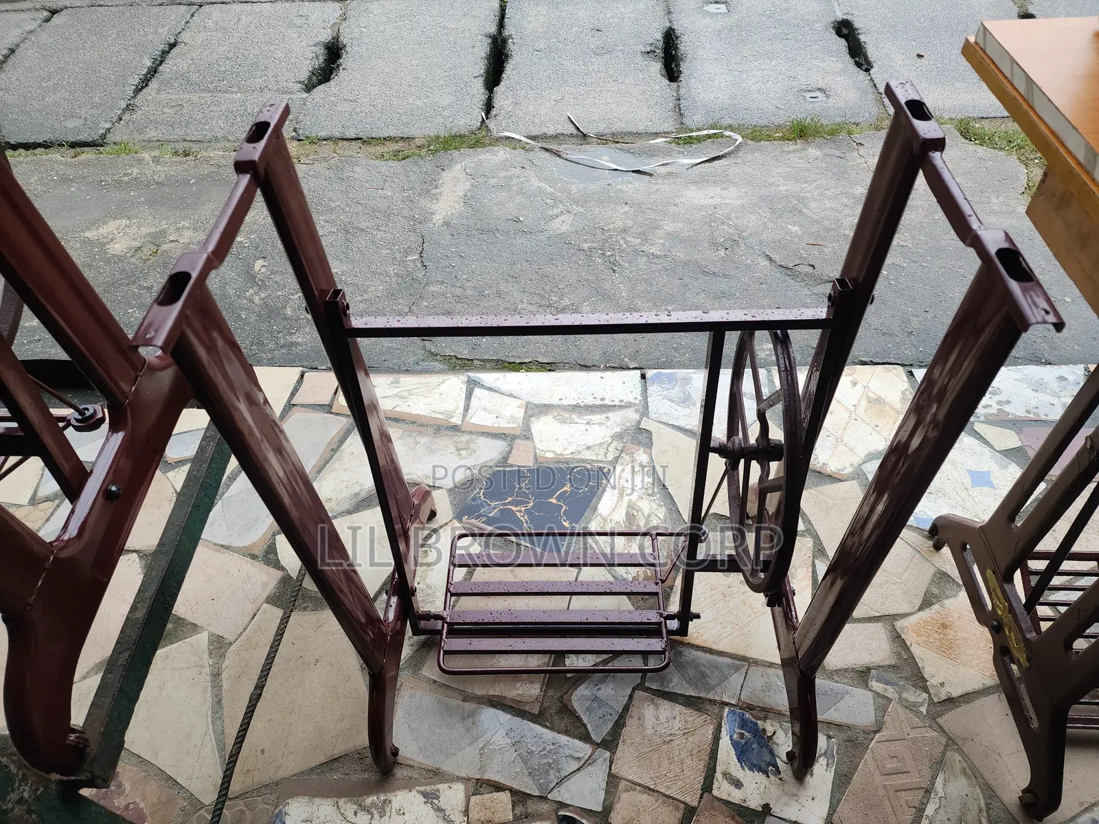 Domestic Sewing Machine Table and Stand