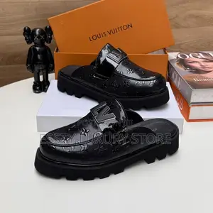 High Quality Luxury Louis Vuitton Men Half Shoe
