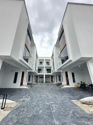 4bdrm Duplex in Freedom Way, Lekki Phase 1 for sale