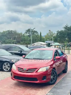 Toyota Corolla LE 4dr Sedan (1.8L 4cyl 4A) 2013 Red
