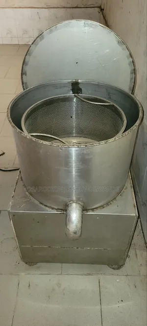 Deoiling and Dewatering Machine