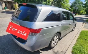 Honda Odyssey EX-L Passenger Van (3.5L 6cyl 6A) 2016 Silver