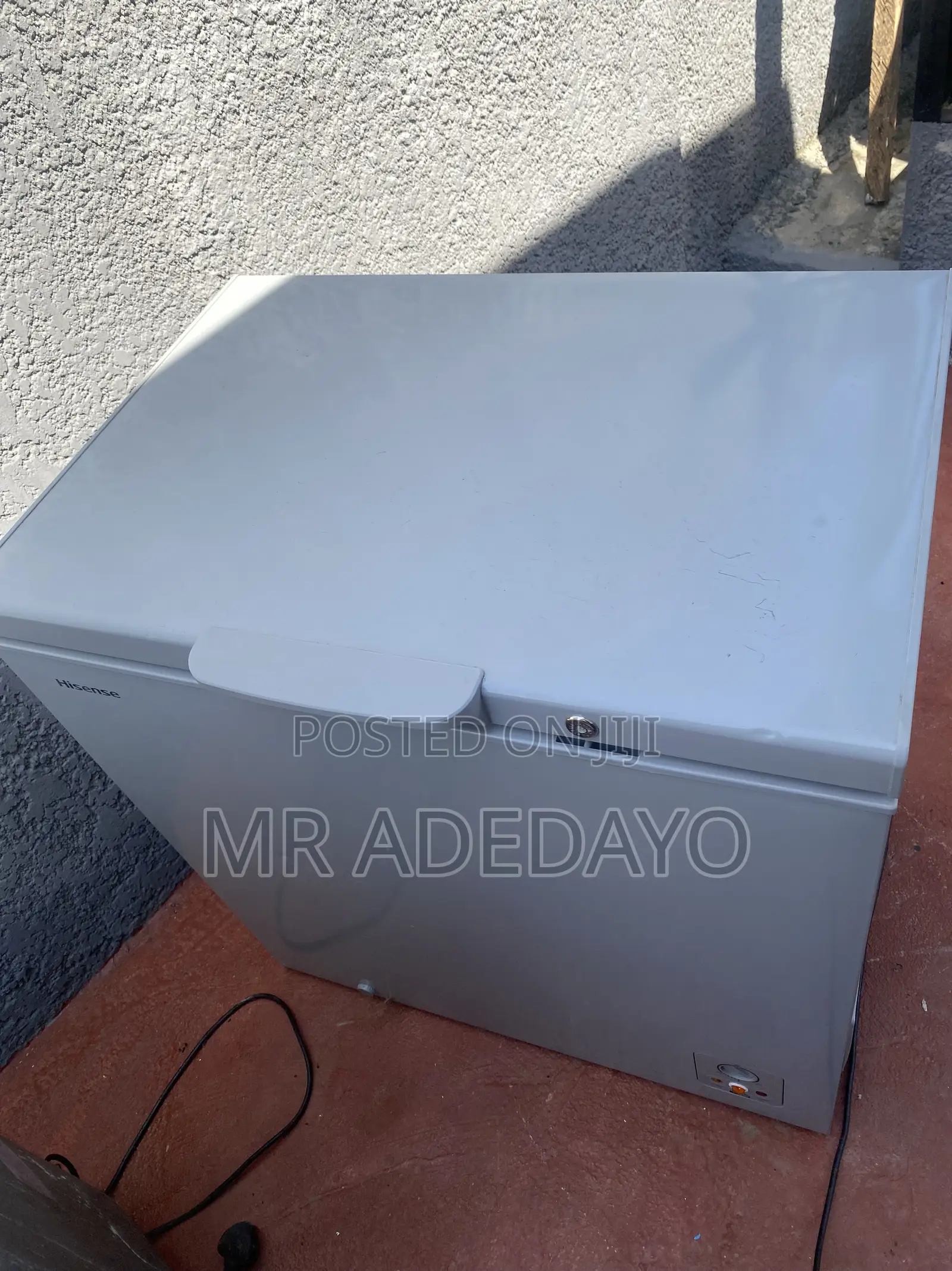 Neatly Used 198l Chest Freezer