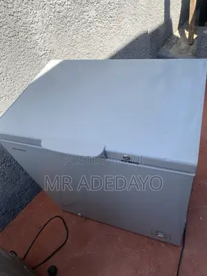 Neatly Used 198l Chest Freezer