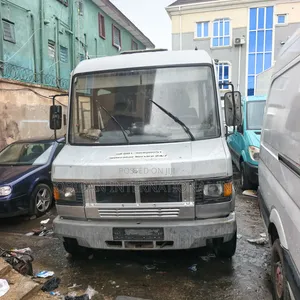 Mercedes-Benz 814D 1998 Silver