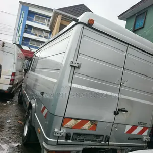 Mercedes-Benz 814D 1998 Silver