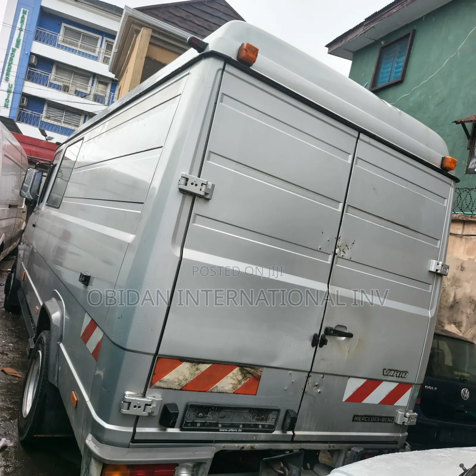Mercedes-Benz 814D 1998 Silver