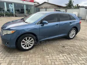 Toyota Venza 2010 Blue